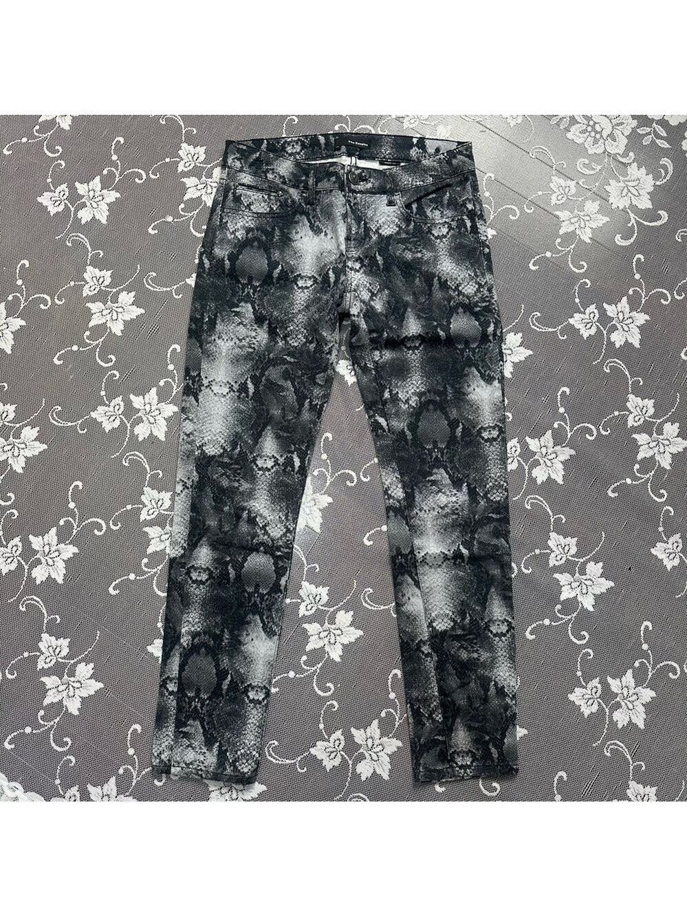 The Kooples Snakeprint Skinny Short Fit Jeans Black/White Sz 26